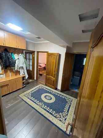 3 комнаты, 78 м², Бишкек Парк ТРЦ Индивидуалка, 2 этаж, Косметический ремонт Бишкек