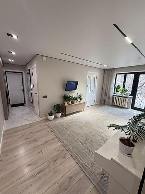 3 комнаты, 54 м², Бишкек Парк ТРЦ Индивидуалка, 2 этаж, Евроремонт Бишкек - изображение 5