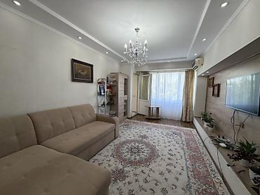 3 комнаты, 63 м², Бишкек Парк ТРЦ Индивидуалка, 5 этаж, Евроремонт Бишкек - изображение 1