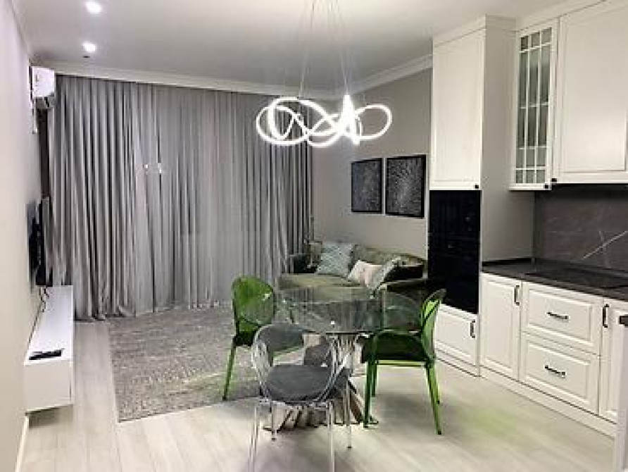 2 комнаты, 66 м², Бишкек Парк ТРЦ Элитка, 8 этаж, Дизайнерский ремонт Бишкек - изображение 4