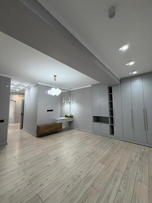 3 комнаты, 81 м², Бишкек Парк ТРЦ Элитка, 8 этаж, Евроремонт Бишкек - изображение 3
