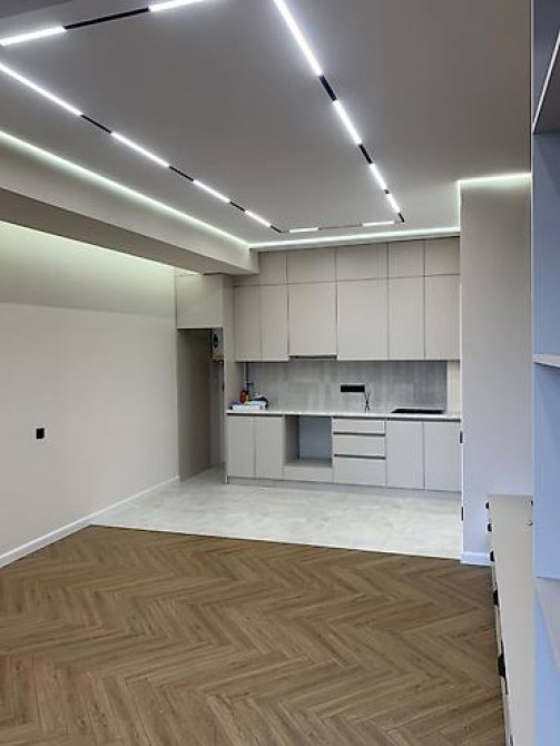 2 комнаты, 59 м², БГУ Элитка, 11 этаж, Евроремонт Бишкек - изображение 1