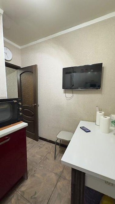 3 комнаты, 65 м², БГУ 105 серия, 2 этаж, Дизайнерский ремонт Bishkek - photo 11