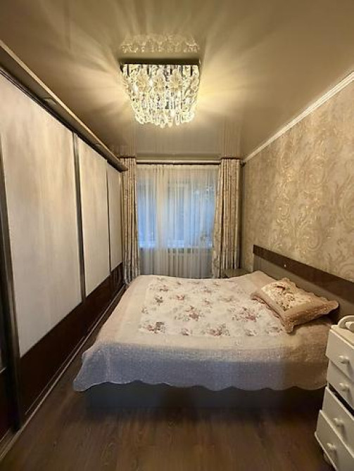 3 комнаты, 65 м², БГУ 105 серия, 2 этаж, Дизайнерский ремонт Bishkek - photo 4