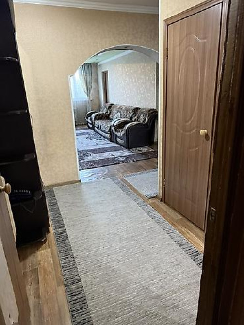 3 комнаты, 75 м², БГУ 106 серия улучшенная, 4 этаж, Евроремонт Bishkek - photo 7