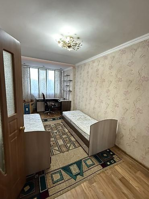 3 комнаты, 75 м², БГУ 106 серия улучшенная, 4 этаж, Евроремонт Bishkek - photo 2