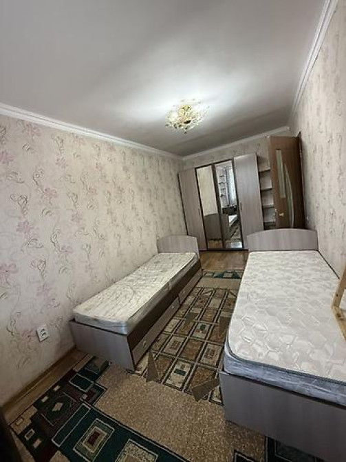 3 комнаты, 75 м², БГУ 106 серия улучшенная, 4 этаж, Евроремонт Bishkek - photo 3