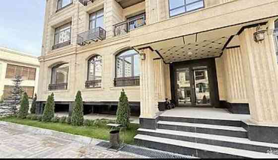 3 комнаты, 98 м², АУЦА Элитка, 1 этаж, ПСО (под самоотделку) Bishkek