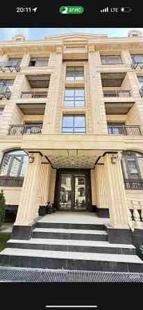 3 комнаты, 98 м², АУЦА Элитка, 1 этаж, ПСО (под самоотделку) Bishkek