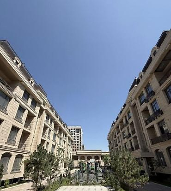3 комнаты, 98 м², АУЦА Элитка, 1 этаж, ПСО (под самоотделку) Bishkek - photo 6