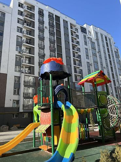 3 комнаты, 102 м², АУЦА Элитка, 13 этаж, ПСО (под самоотделку) Bishkek - photo 4