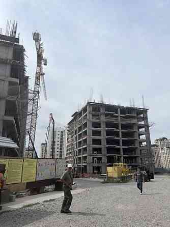 3 комнаты, 102 м², АУЦА Элитка, 13 этаж, ПСО (под самоотделку) Bishkek