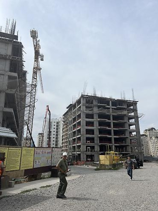 3 комнаты, 102 м², АУЦА Элитка, 13 этаж, ПСО (под самоотделку) Bishkek - photo 4