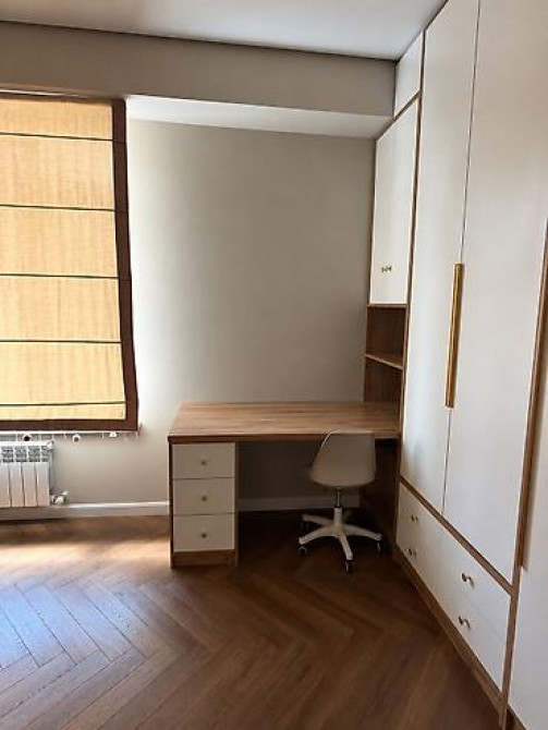 3 комнаты, 96 м², АУЦА Элитка, 4 этаж, Евроремонт Bishkek - photo 12