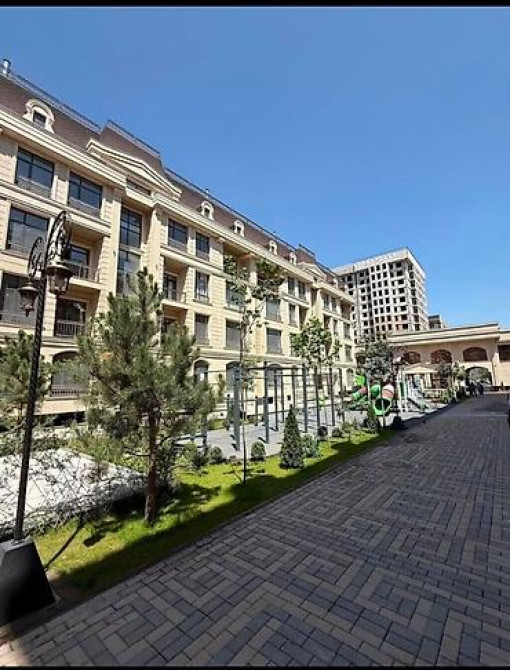 3 комнаты, 98 м², АУЦА Элитка, 1 этаж, ПСО (под самоотделку) Bishkek - photo 2