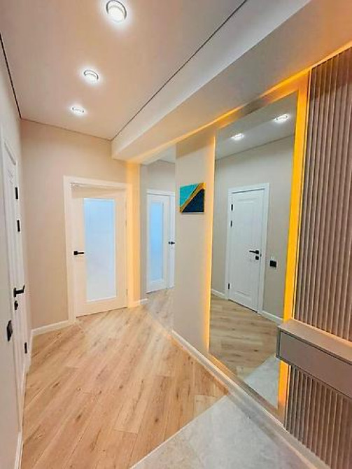 2 комнаты, 60 м², АУЦА 10 этаж Bishkek - photo 1