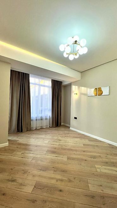 2 комнаты, 60 м², АУЦА 10 этаж Bishkek - photo 9