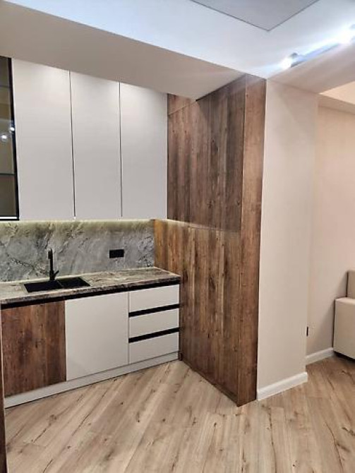 2 комнаты, 60 м², АУЦА 10 этаж Bishkek - photo 6