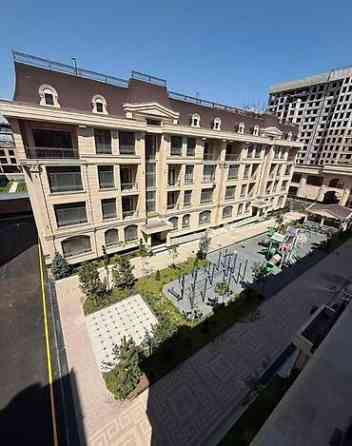 4 комнаты, 143 м², АУЦА Элитка, 5 этаж, ПСО (под самоотделку) Bishkek