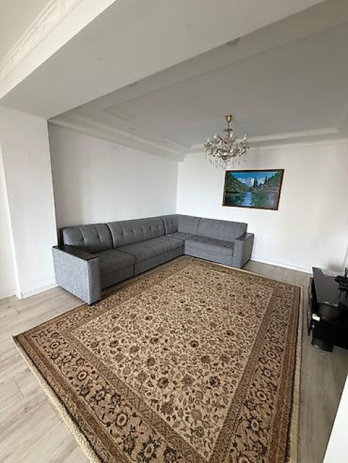 2 комнаты, 66 м², АУЦА Индивидуалка, 6 этаж, Косметический ремонт Bishkek - photo 1