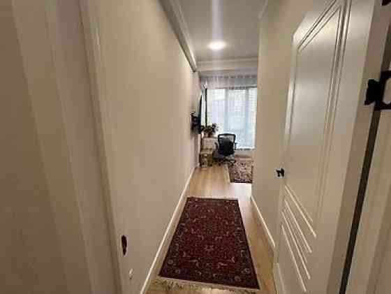 3 комнаты, 100 м², АУЦА Элитка, 2 этаж, Дизайнерский ремонт Bishkek