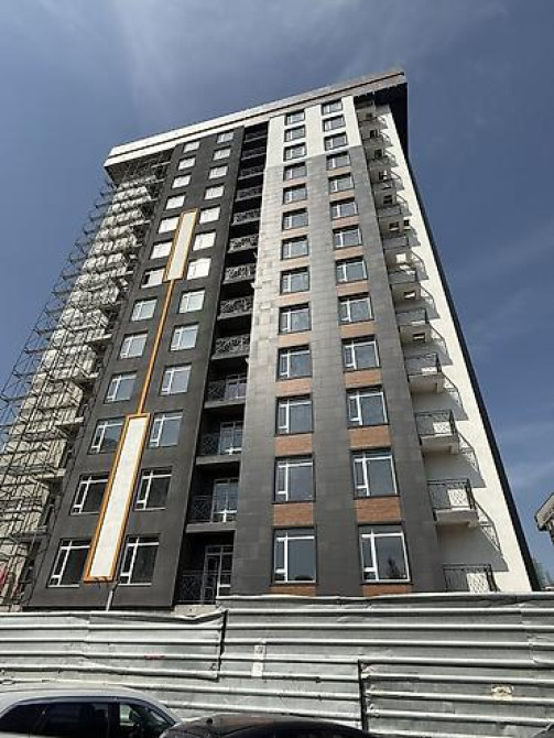 3 комнаты, 105 м², АУЦА Элитка, 12 этаж, ПСО (под самоотделку) Bishkek - photo 1