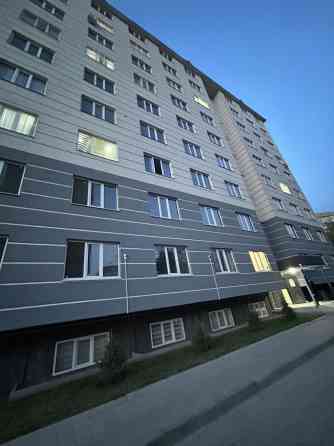 3 комнаты, 82 м², 106 серия, 1 этаж, ПСО (под самоотделку) Бишкек