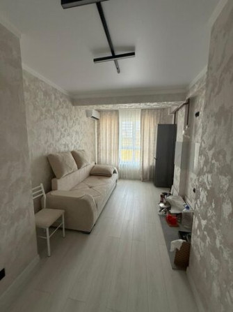 1 комната, 33 м², Элитка, 2 этаж, Евроремонт Бишкек - сүрөт 1