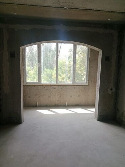 1 комната, 48 м², Индивидуалка, 4 этаж, ПСО (под самоотделку) Бишкек - изображение 2