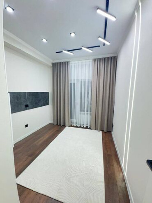 1 комната, 37 м², Элитка, 7 этаж, Дизайнерский ремонт Бишкек - сүрөт 3