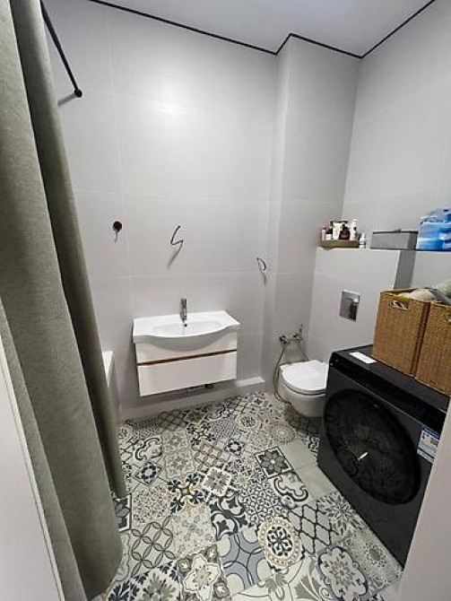 3 комнаты, 100 м², АУЦА Элитка, 2 этаж, Евроремонт Бишкек - изображение 10