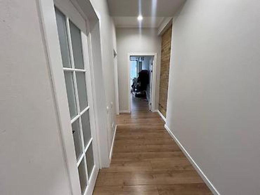 3 комнаты, 100 м², АУЦА Элитка, 2 этаж, Евроремонт Бишкек - изображение 11