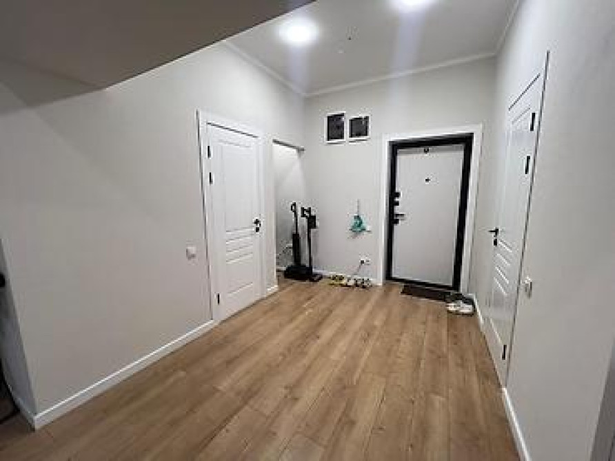 3 комнаты, 100 м², АУЦА Элитка, 2 этаж, Евроремонт Бишкек - изображение 7