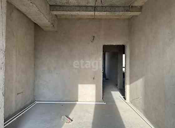 2 комнаты, 83 м², АУЦА Элитка, 5 этаж, ПСО (под самоотделку) Бишкек