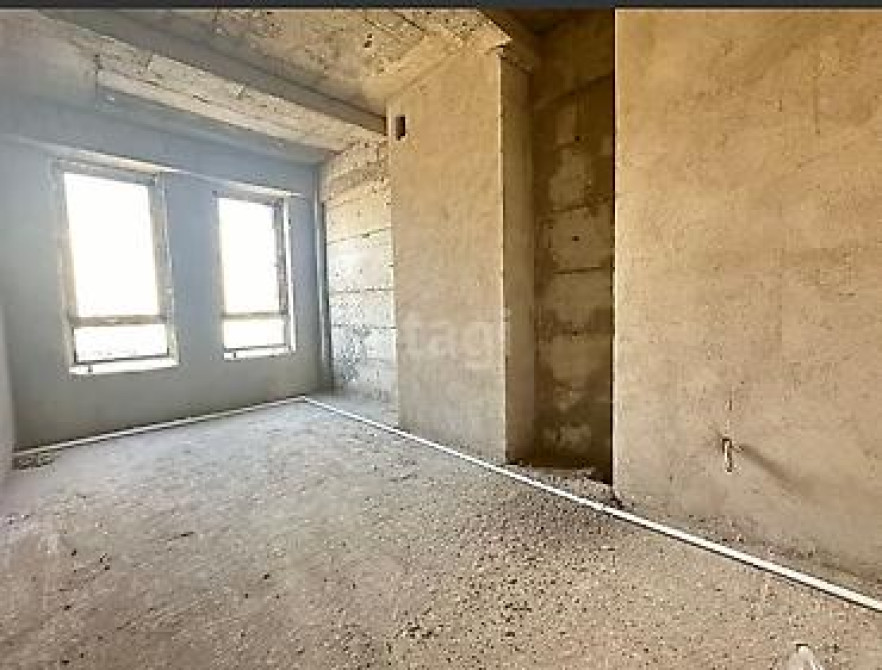 2 комнаты, 83 м², АУЦА Элитка, 5 этаж, ПСО (под самоотделку) Бишкек - изображение 1