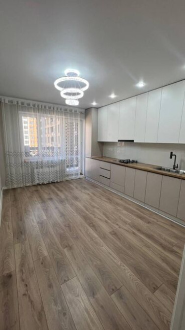2 комнаты, 54 м², Элитка, 3 этаж, Евроремонт Бишкек - сүрөт 3