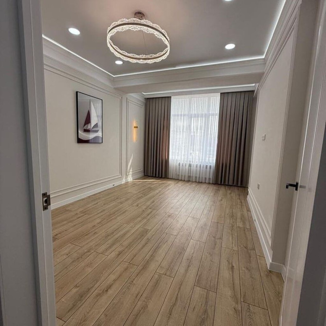 1 комната, 42 м², Элитка, 9 этаж, Дизайнерский ремонт Бишкек - сүрөт 1