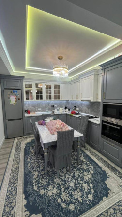 2 комнаты, 64 м², Элитка, 3 этаж, Дизайнерский ремонт Bishkek - photo 1