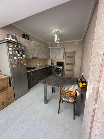 3 комнаты, 80 м², Элитка, 5 этаж, Евроремонт Bishkek - photo 1