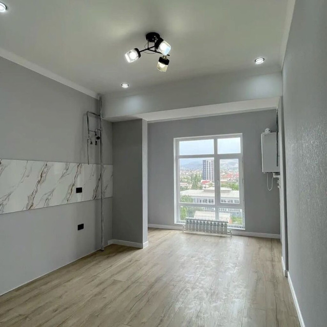 1 комната, 42 м², Элитка, 8 этаж, Евроремонт Bishkek - photo 1
