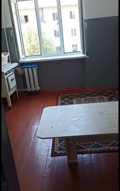 1 комната, 13 м², Общежитие и гостиничного типа, 4 этаж, Косметический ремонт Бишкек - сүрөт 3