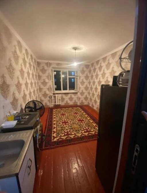 1 комната, 13 м², Общежитие и гостиничного типа, 4 этаж, Косметический ремонт Бишкек - сүрөт 2