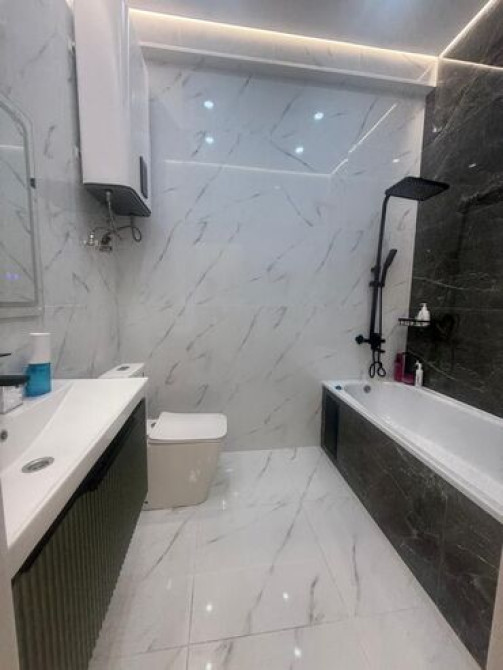 1 комната, 46 м², Элитка, 8 этаж, Дизайнерский ремонт Бишкек - сүрөт 1