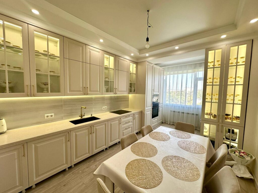 4 комнаты, 129 м², Элитка, 7 этаж, Евроремонт Бишкек - сүрөт 1