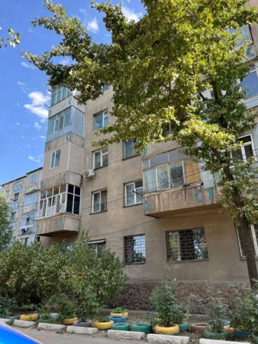 1 комната, 32 м², Индивидуалка, 4 этаж, Косметический ремонт Бишкек - изображение 5