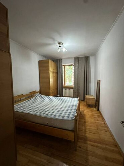 3 комнаты, 64 м², Индивидуалка, 1 этаж, Косметический ремонт Bishkek - photo 3