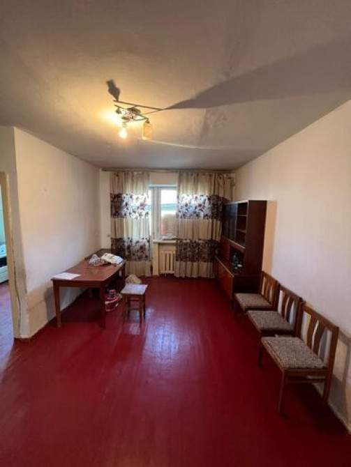 2 комнаты, 43 м², Хрущевка, 4 этаж, Старый ремонт Бишкек - сүрөт 1