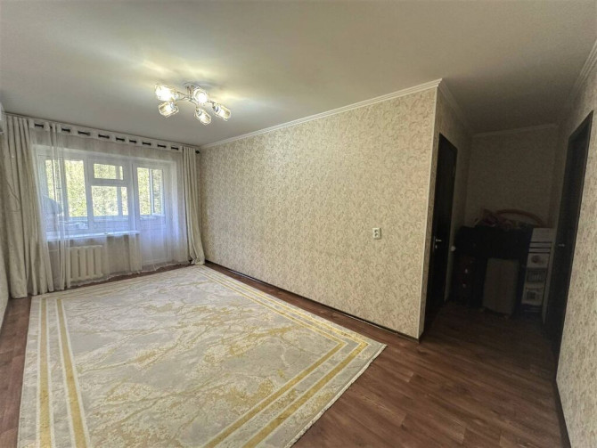 3 комнаты, 52 м², Хрущевка, 3 этаж, Косметический ремонт Бишкек - изображение 1