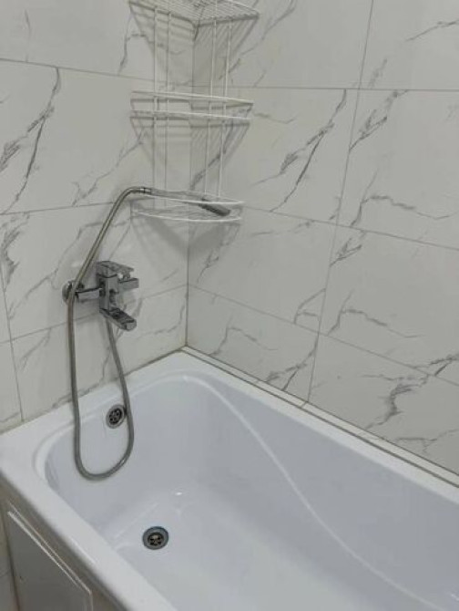 1 комната, 37 м², Элитка, 3 этаж, Евроремонт Бишкек - изображение 2