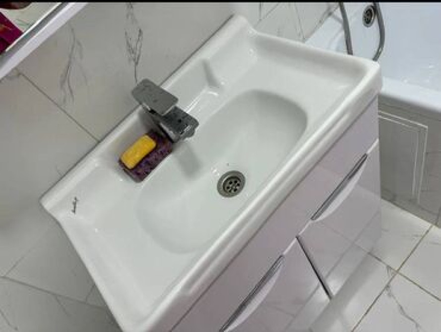 1 комната, 37 м², Элитка, 3 этаж, Евроремонт Бишкек - изображение 3